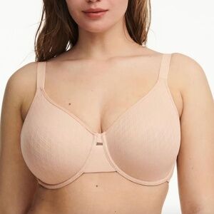 NWT - Chantelle Smooth Lines Back Smoothing Minimizer Bra